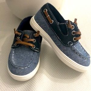 Toddler boy boat shoes